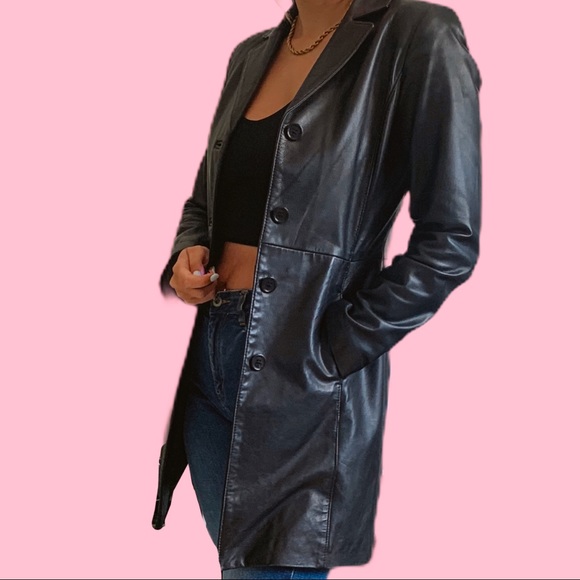 💖SOLD on Depop 💖 Danier Leather Women’s Trench - Picture 5 of 13